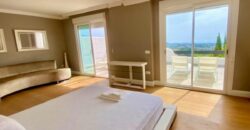 Modern 2 bed duplex apartment located in Los Almendros