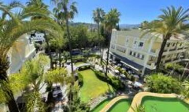 4 bed Appartment in Nueva Andalucía