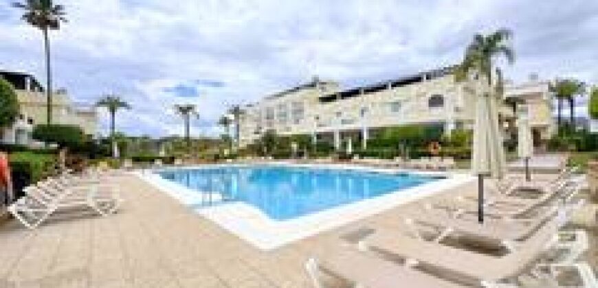 4 bed Appartment in Nueva Andalucía