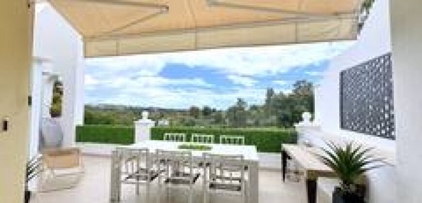 4 bed Appartment in Nueva Andalucía