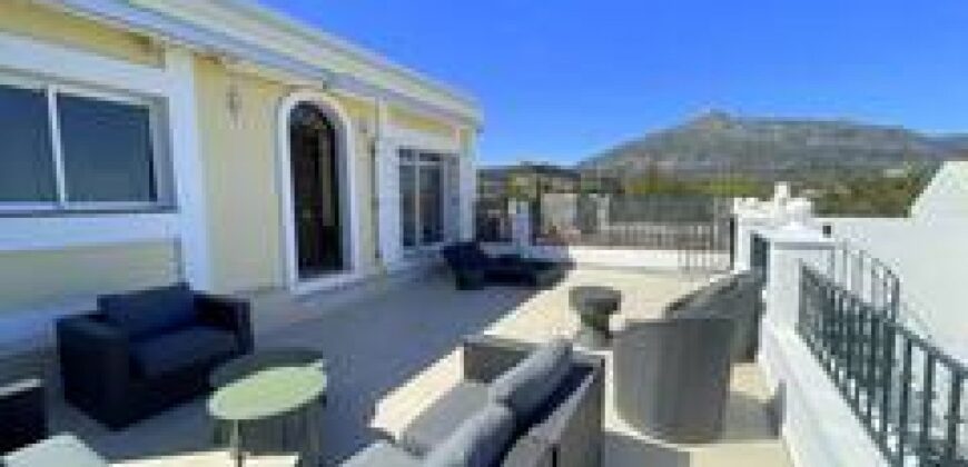 4 bed Appartment in Nueva Andalucía