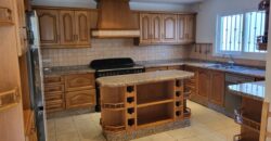 4 bedroom Villa in Golden Mile