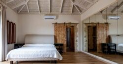 4 bedroom Villa in Golden Mile