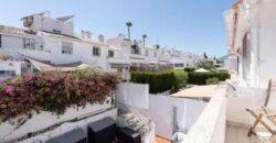 Elegant 2 bedroom apartment with private patio & Rooftop terrace.