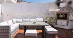 Elegant 2 bedroom apartment with private patio & Rooftop terrace.
