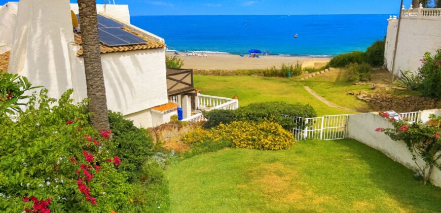 Renovated 5 bed Beachfront Villa with Direct Sea Access in Estepona