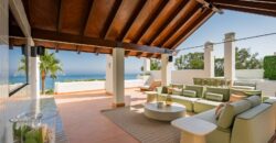 Renovated Beachfront Villa/Townhouse with Direct Sea Access