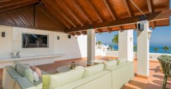 Renovated Beachfront Villa/Townhouse with Direct Sea Access