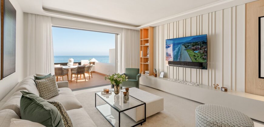 Renovated Beachfront Villa/Townhouse with Direct Sea Access