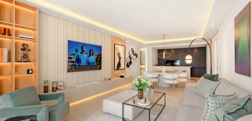 Renovated Beachfront Villa/Townhouse with Direct Sea Access