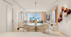 Renovated Beachfront Villa/Townhouse with Direct Sea Access