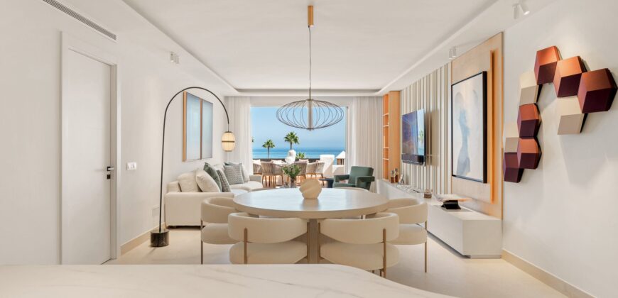 Renovated Beachfront Villa/Townhouse with Direct Sea Access