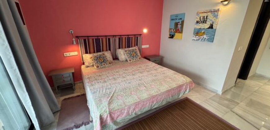 Renovated 5 bed Beachfront Villa with Direct Sea Access in Estepona