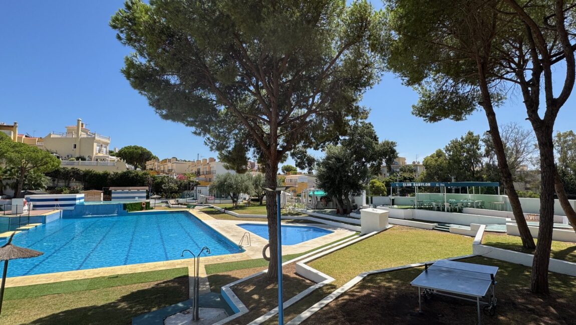 Charming 2-Bedroom Studio/Apartment in Estepona