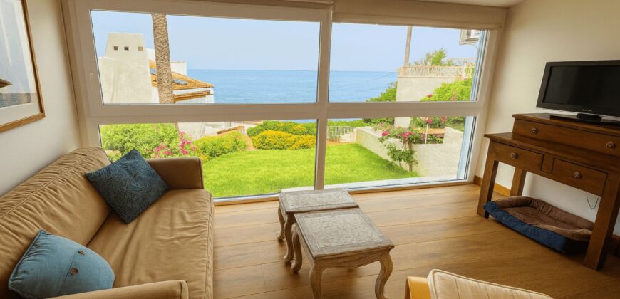 Renovated 5 bed Beachfront Villa with Direct Sea Access in Estepona