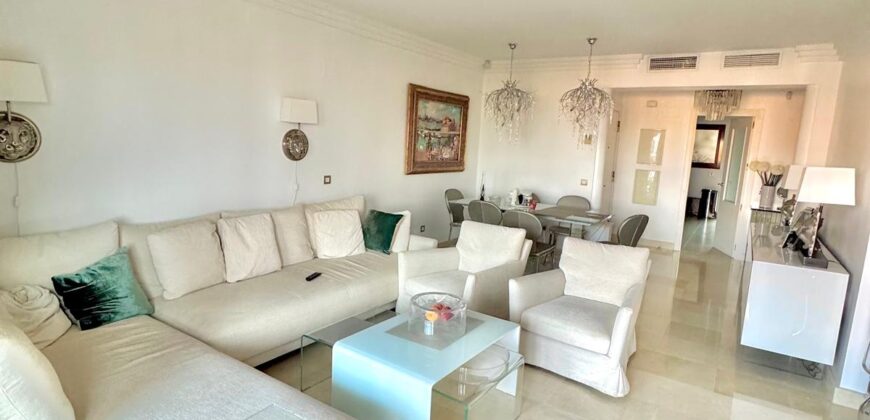 Spacious 2-Bedroom Apartment with Large Terraces & Premium Amenities – Gazules del Sol