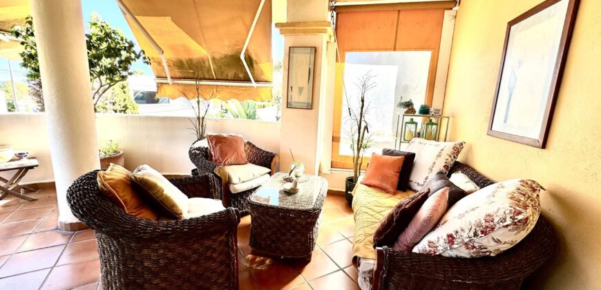 Spacious 3-Bedroom Duplex in Nueva Andalucía