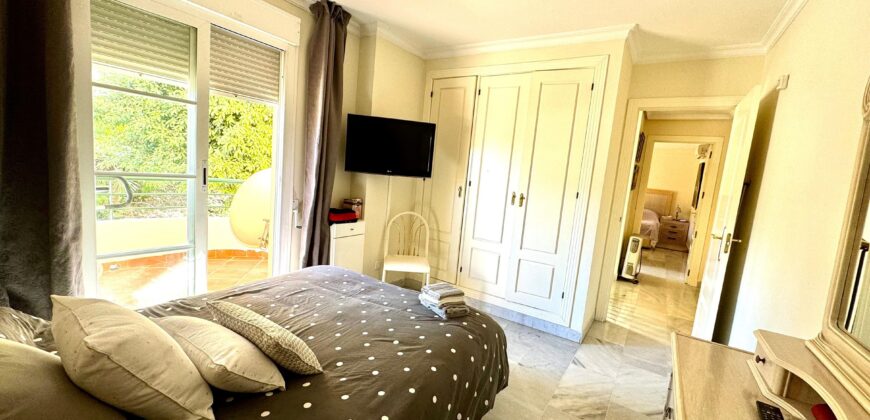 Spacious 3-Bedroom Duplex in Nueva Andalucía