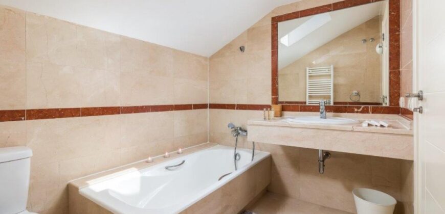 3 Bedroom Townhouse in Aloha, Nueva Andalucia