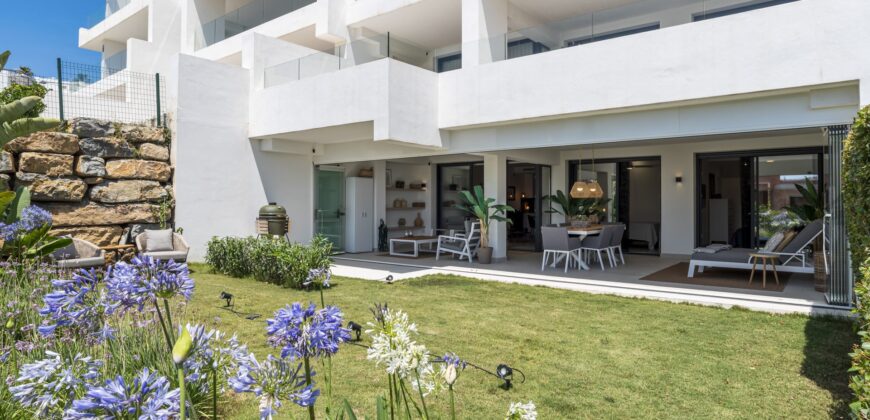 Modern Ground-Floor Apartment with Private Garden, ESTEPONA GOLF
