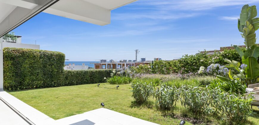 Modern Ground-Floor Apartment with Private Garden, ESTEPONA GOLF