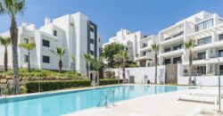 Modern Ground-Floor Apartment with Private Garden, ESTEPONA GOLF