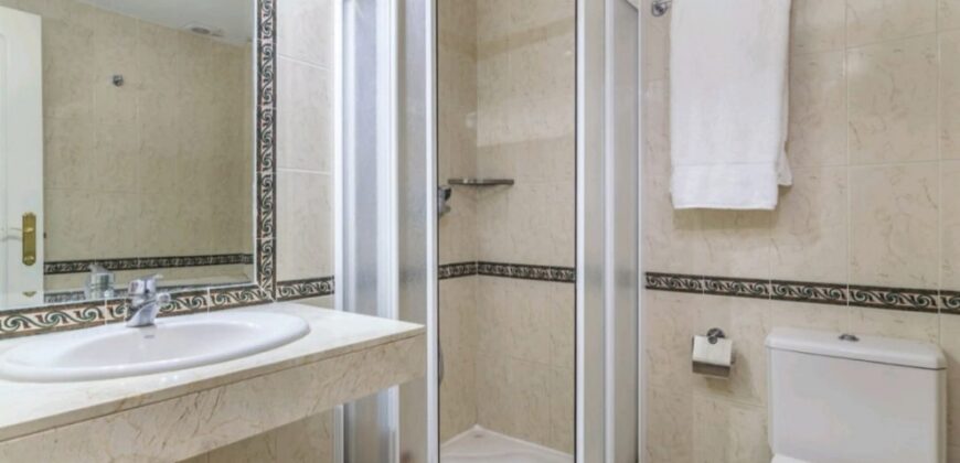 Lovely 3 bed, ground floor duplex apt in Señorio de Aloha.