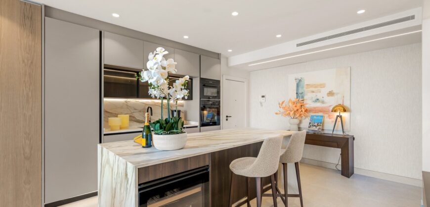 Modern 3 Bed Appartment in Bahía del Velerín, Estepona