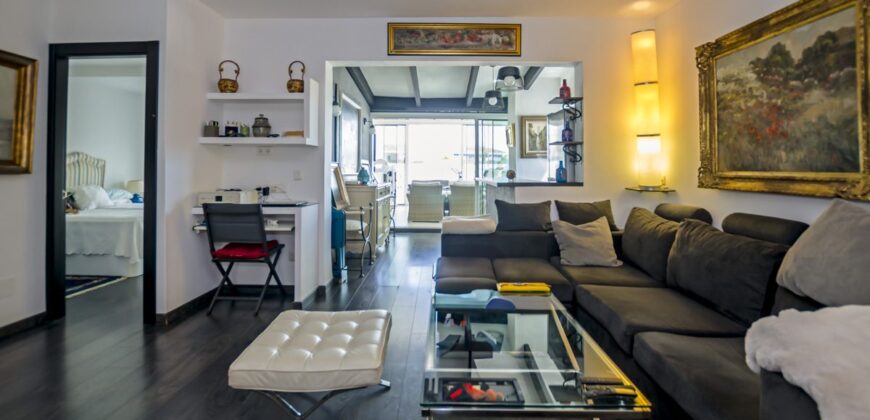 Elegant 3-Bedroom Penthouse in Jardines del Puerto, Puerto Banús Elegant 3-Bedroom Penthouse in Jardines del Puerto, Puerto Banús