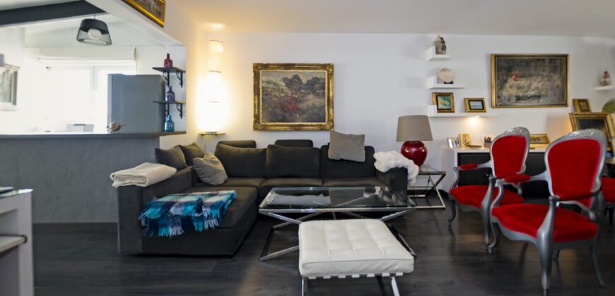 Elegant 3-Bedroom Penthouse in Jardines del Puerto, Puerto Banús Elegant 3-Bedroom Penthouse in Jardines del Puerto, Puerto Banús