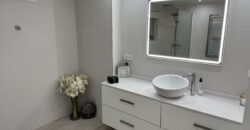 Elegant 5 bed Detached Villa in Urb. Puerto Romano, Estepona