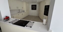 Elegant 5 bed Detached Villa in Urb. Puerto Romano, Estepona