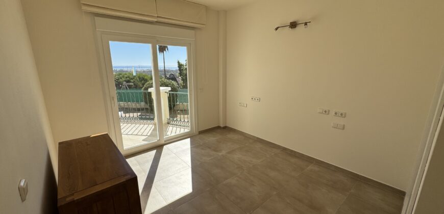 Elegant 5 bed Detached Villa in Urb. Puerto Romano, Estepona