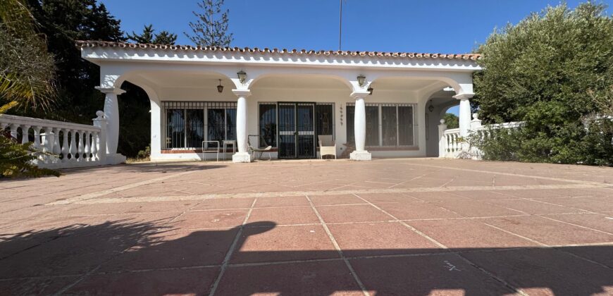 Villa en El Paraíso Medio – New Golden Mile, Estepona. To reform or rebuild Villa en El Paraíso Medio – New Golden Mile, Estepona. To reform or rebuild