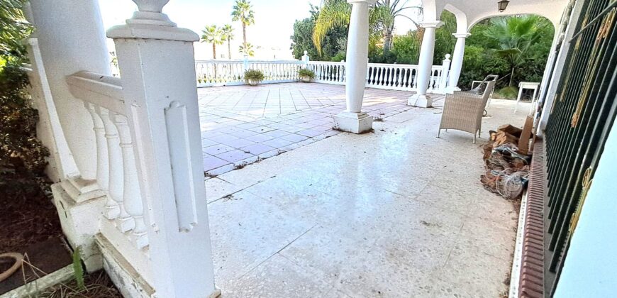 Villa en El Paraíso Medio – New Golden Mile, Estepona. To reform or rebuild Villa en El Paraíso Medio – New Golden Mile, Estepona. To reform or rebuild