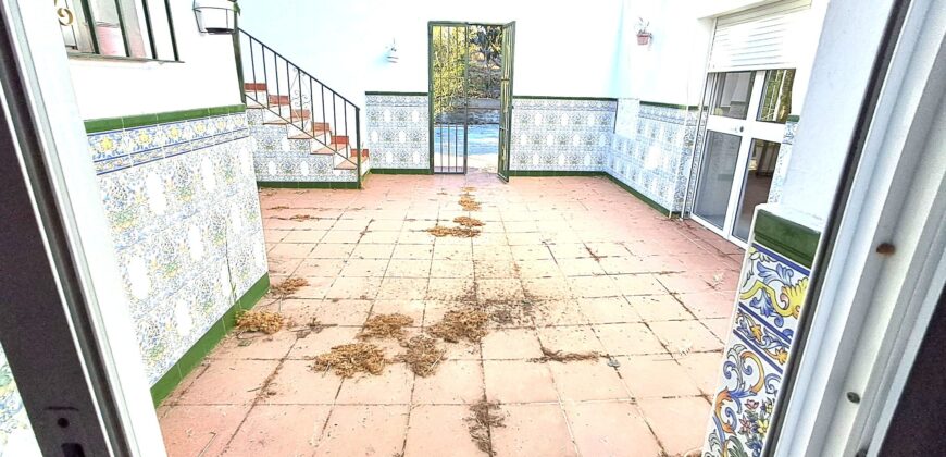 Villa en El Paraíso Medio – New Golden Mile, Estepona. To reform or rebuild Villa en El Paraíso Medio – New Golden Mile, Estepona. To reform or rebuild