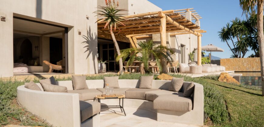 VILLA PRANA 5 bed, SEA VIEW, URB. SELWO, ESTEPONA