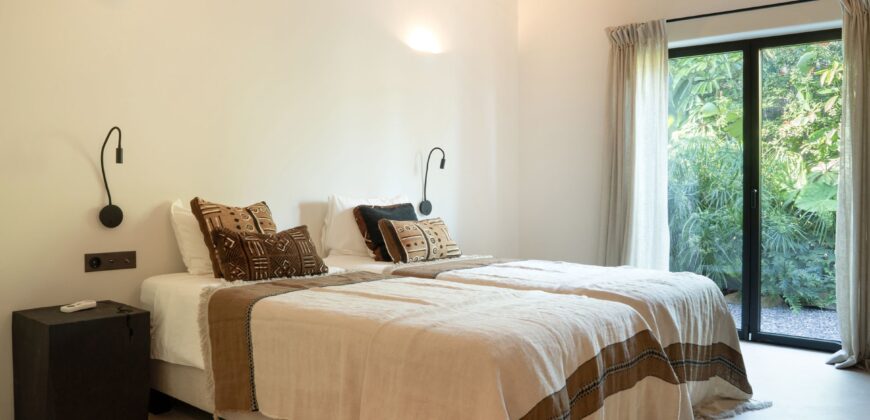 VILLA PRANA 5 bed, SEA VIEW, URB. SELWO, ESTEPONA