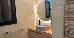 Charming 3-Bedroom Villa with Sea Views in Calahonda