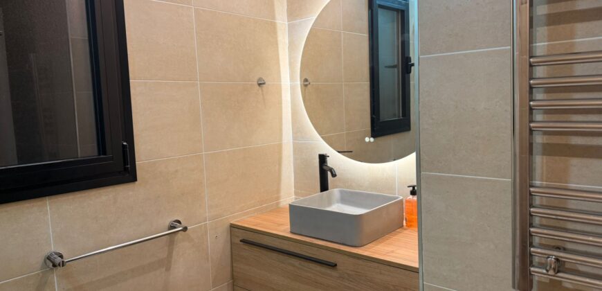 Charming 3-Bedroom Villa with Sea Views in Calahonda