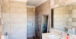 Charming 3-Bedroom Villa with Sea Views in Calahonda