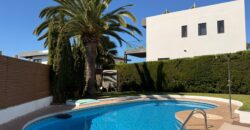 Charming 3-Bedroom Villa with Sea Views in Calahonda