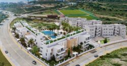 2 bed Penthouse with Sea Views and Private Pool in Estepona