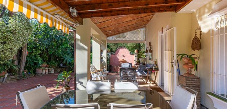 Villa in Casablanca, Marbella Golden Mile – Prime Location & Strong Investment