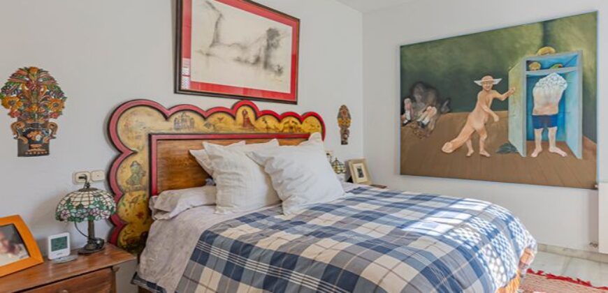 Villa in Casablanca, Marbella Golden Mile – Prime Location & Strong Investment