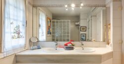 Villa in Casablanca, Marbella Golden Mile – Prime Location & Strong Investment