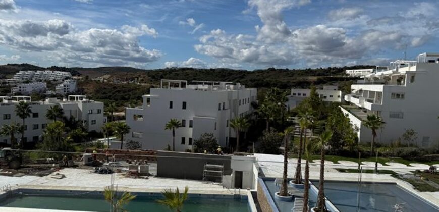 3 bed Penthouse with sea views and a private pool in Estepona