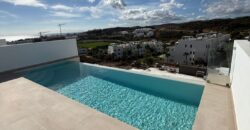 3 bed Penthouse with sea views and a private pool in Estepona