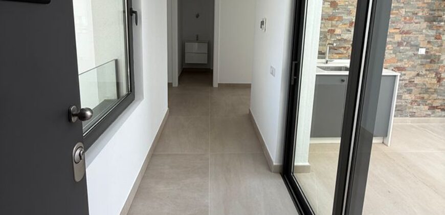 3 bed Penthouse with Sea Views and a private pool in Estepona