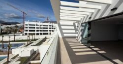 3 bed Penthouse with Sea Views and a private pool in Estepona